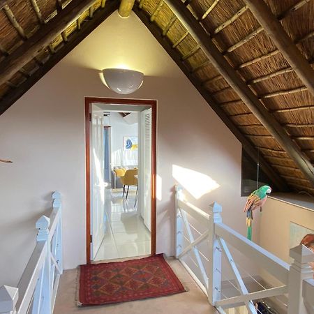 Bettie'S Luxury Lodge Kroonstad Esterno foto