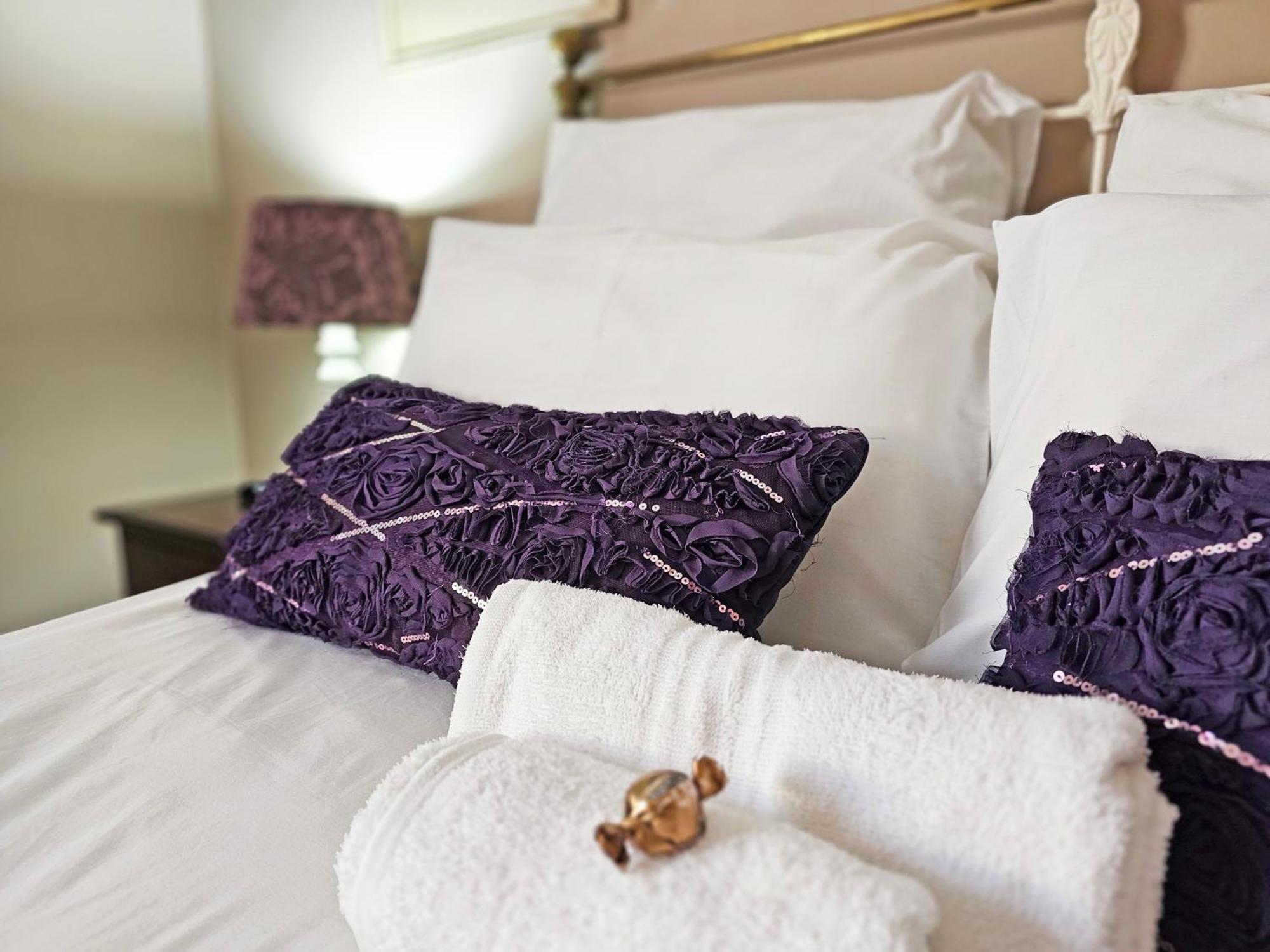 Bettie'S Luxury Lodge Kroonstad Esterno foto