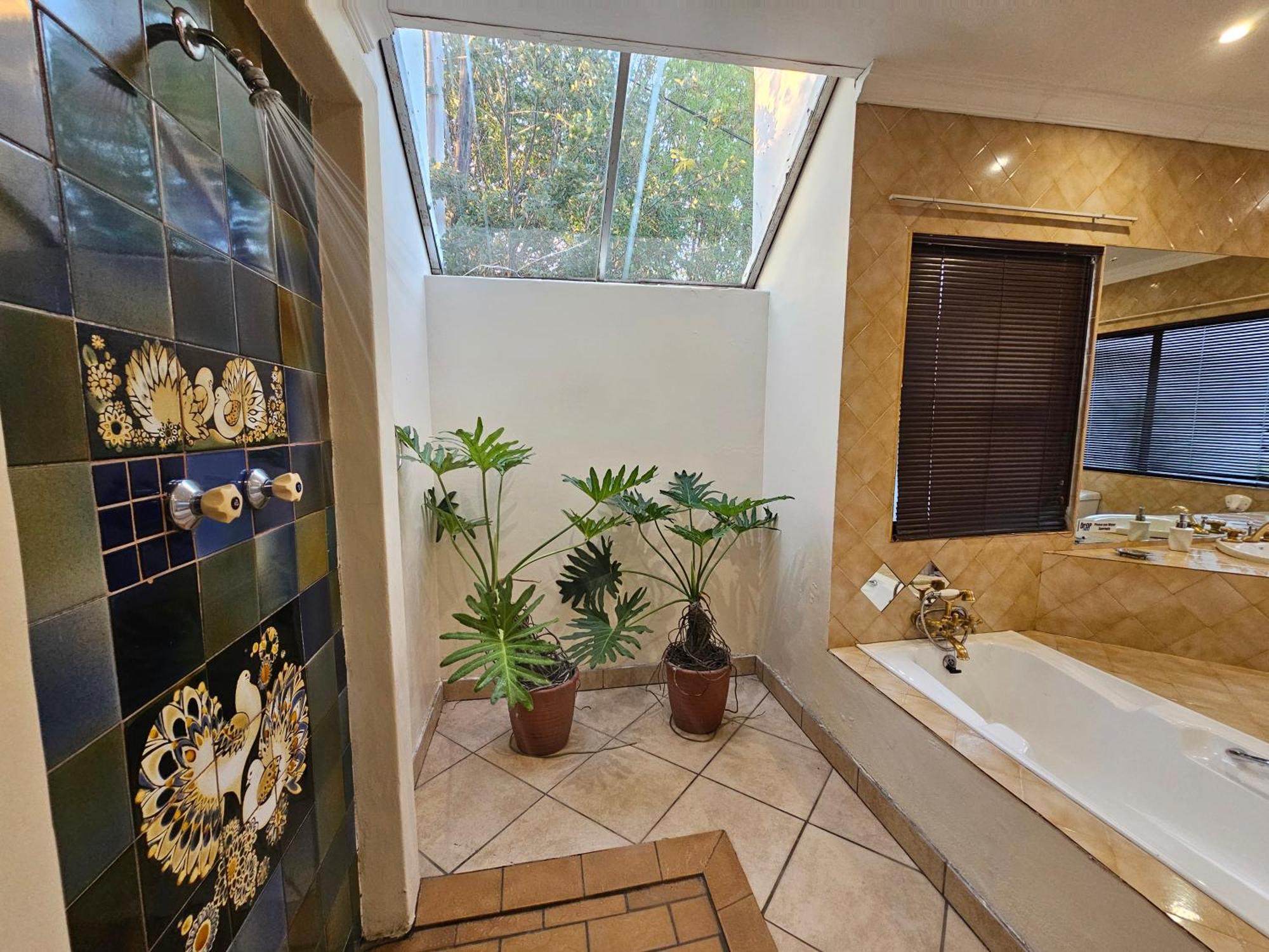 Bettie'S Luxury Lodge Kroonstad Esterno foto