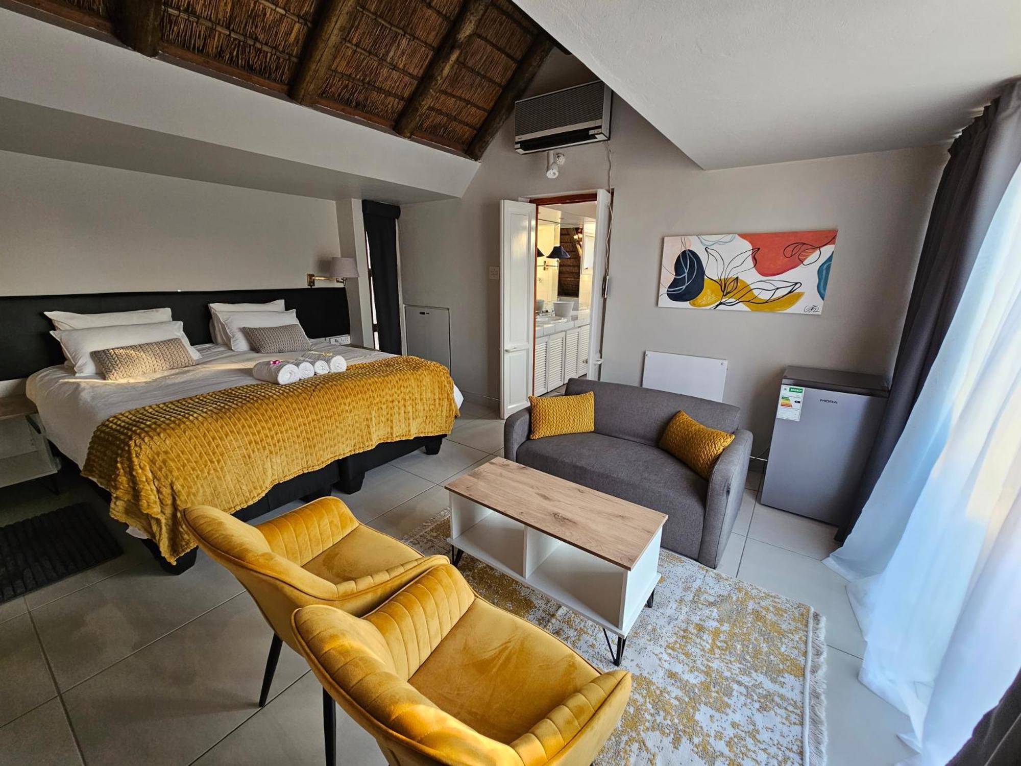 Bettie'S Luxury Lodge Kroonstad Esterno foto