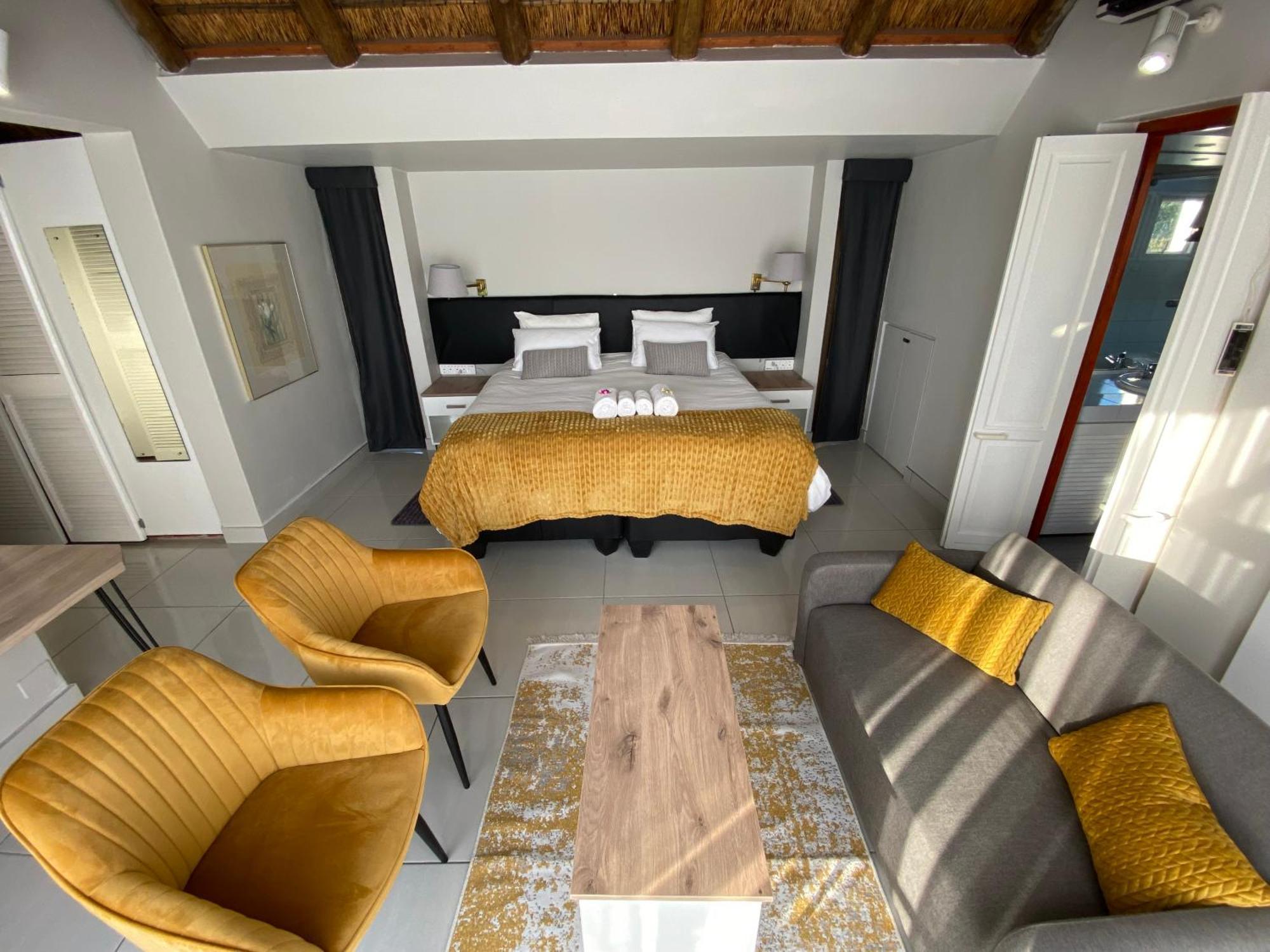 Bettie'S Luxury Lodge Kroonstad Esterno foto